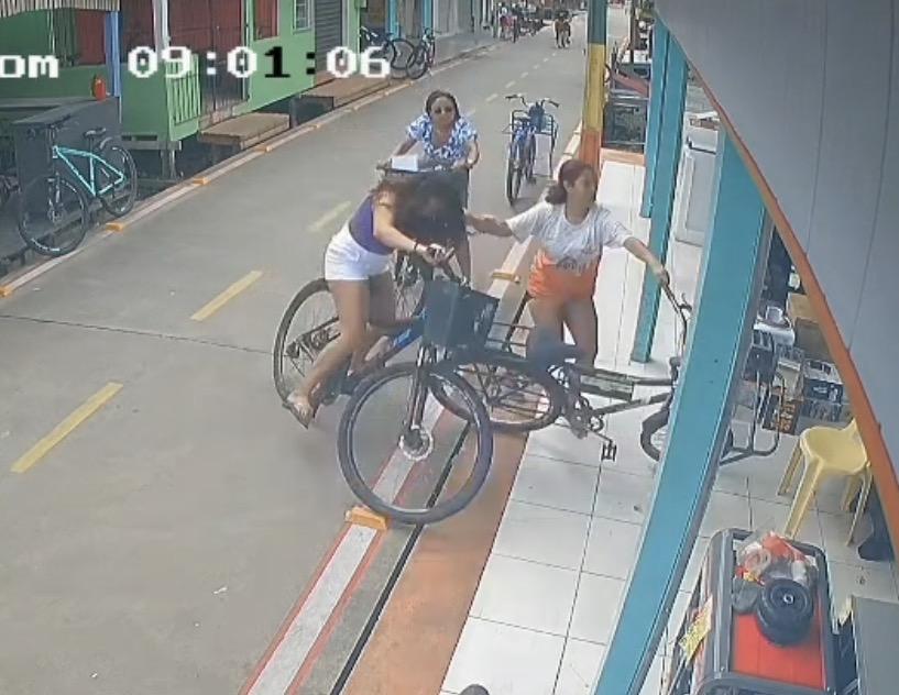 Mulheres se envolvem em briga generalizada, na Ilha do Marajó