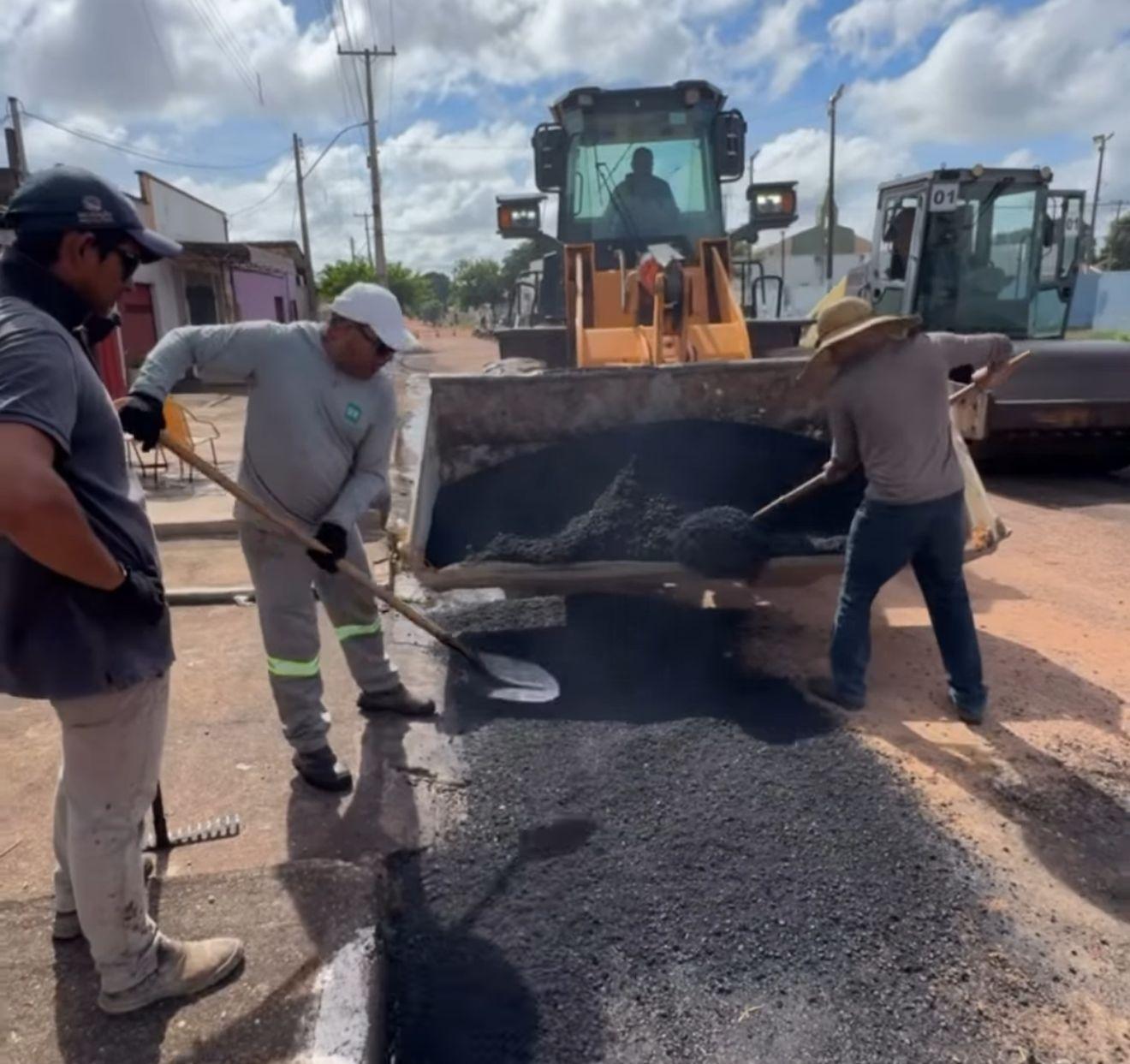 Secretaria de Obras de Redenção inicia semana com serviços no Park do Buritis III e Santos Dumont