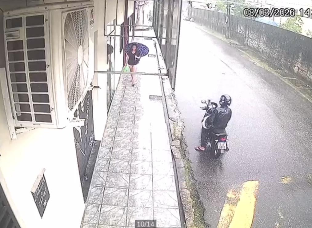 ‘Tarado da Moto’ é flagrado praticando atos obscenos para mulheres, em Belém