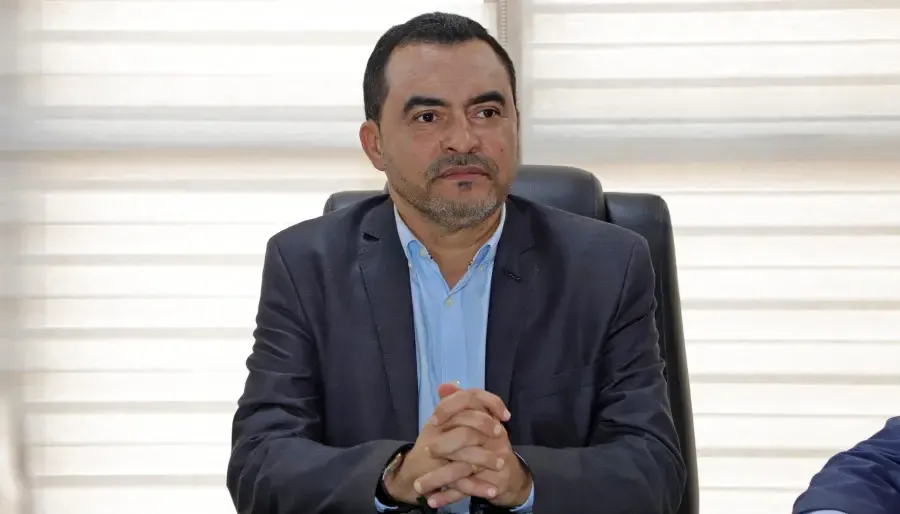 Tocantins: Wanderlei descarta candidatura ao Senado e afirma que concluirá mandato