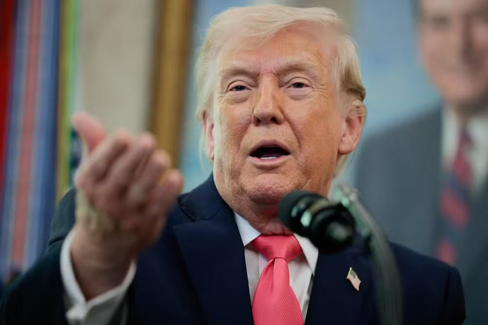 Trump garante ter ‘negociações sérias’ para encerrar guerra, mas faz nova ameaça