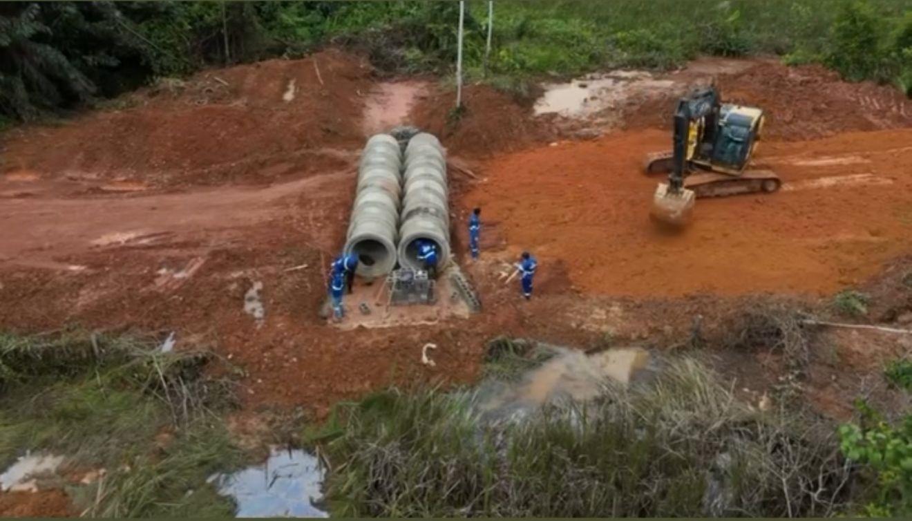 Zona Rural de Parauapebas avança com obras de drenagem na vicinal Pé de Pequi