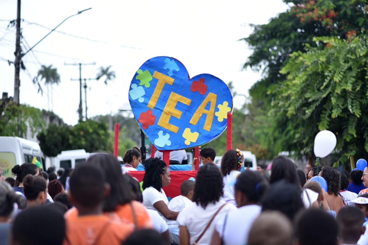 Cumaru do Norte realiza caminhada em alusão ao Dia Mundial do Autismo
