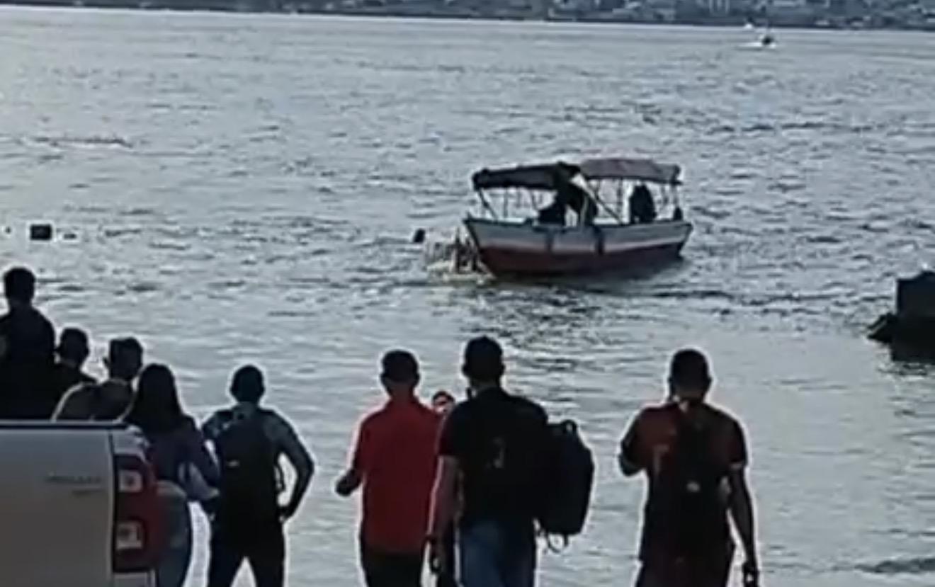 Embarcação naufraga e tripulantes ficam à deriva no rio Tapajós, em Miritituba