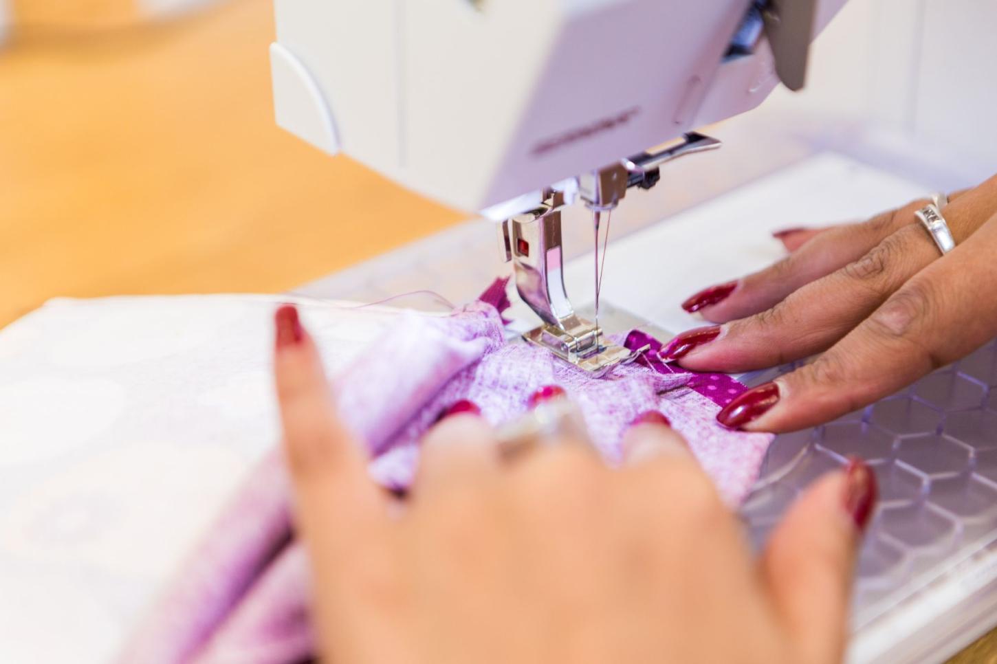 Goianésia do Pará promove curso gratuito de corte e costura para incentivar empreendedorismo