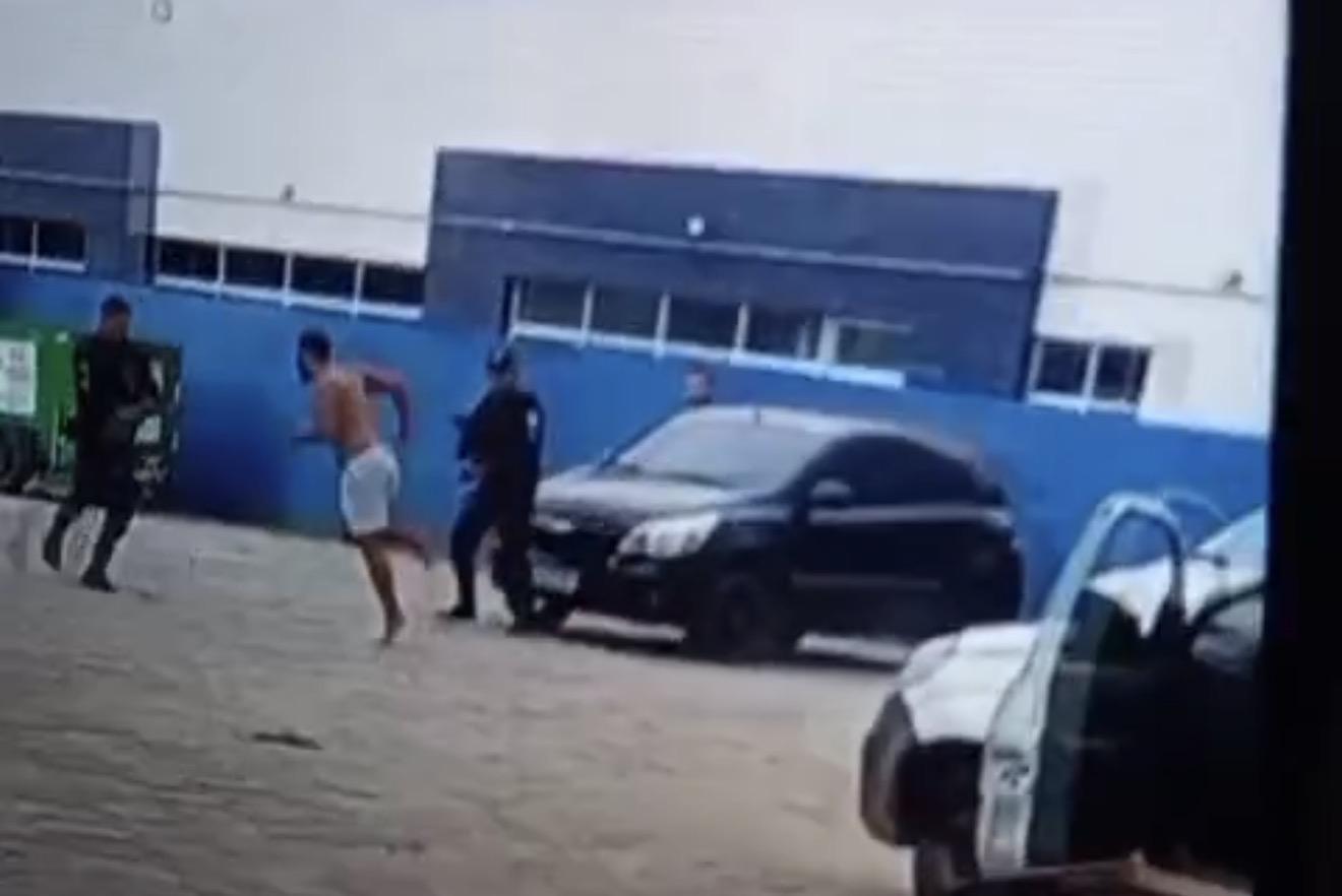 Homem em surto tenta atacar policiais, mas é morto em Capitão Poço