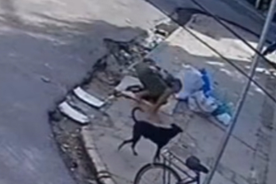 Homem embriagado cai centro de bueiro, em Belém