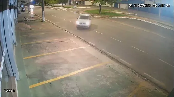 Jovens desviram carro para salvar vítimas após acidente em Marabá