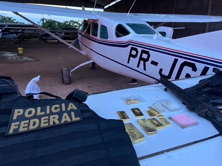 PF apreende ouro e aeronave ilegais em Itaituba