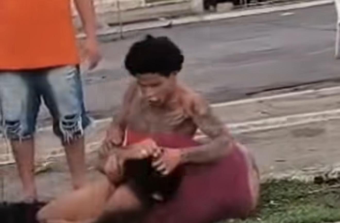 Travesti agride homem após acusações de motocicleta quebrada, em Paragominas