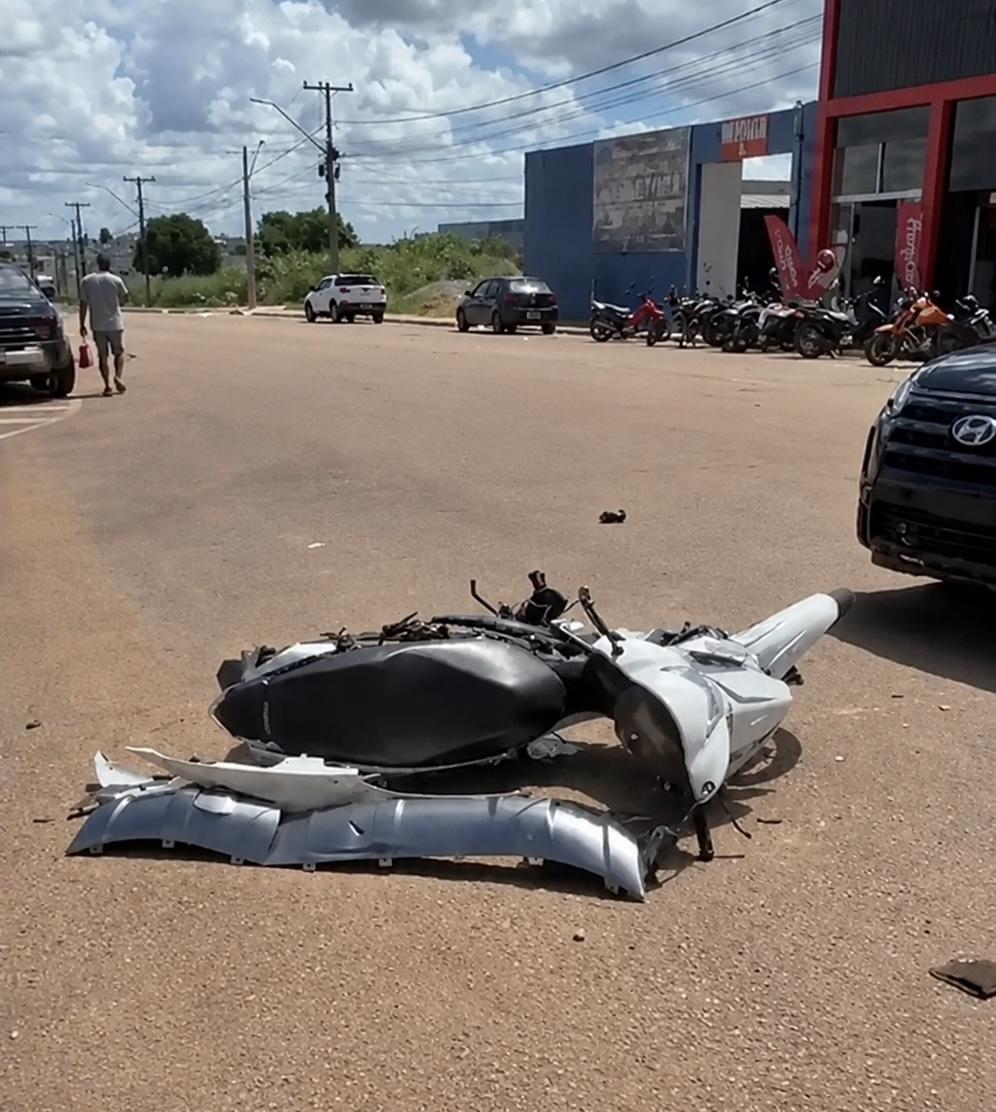 Acidente entre carro e moto é registrado em Canaã dos Carajás