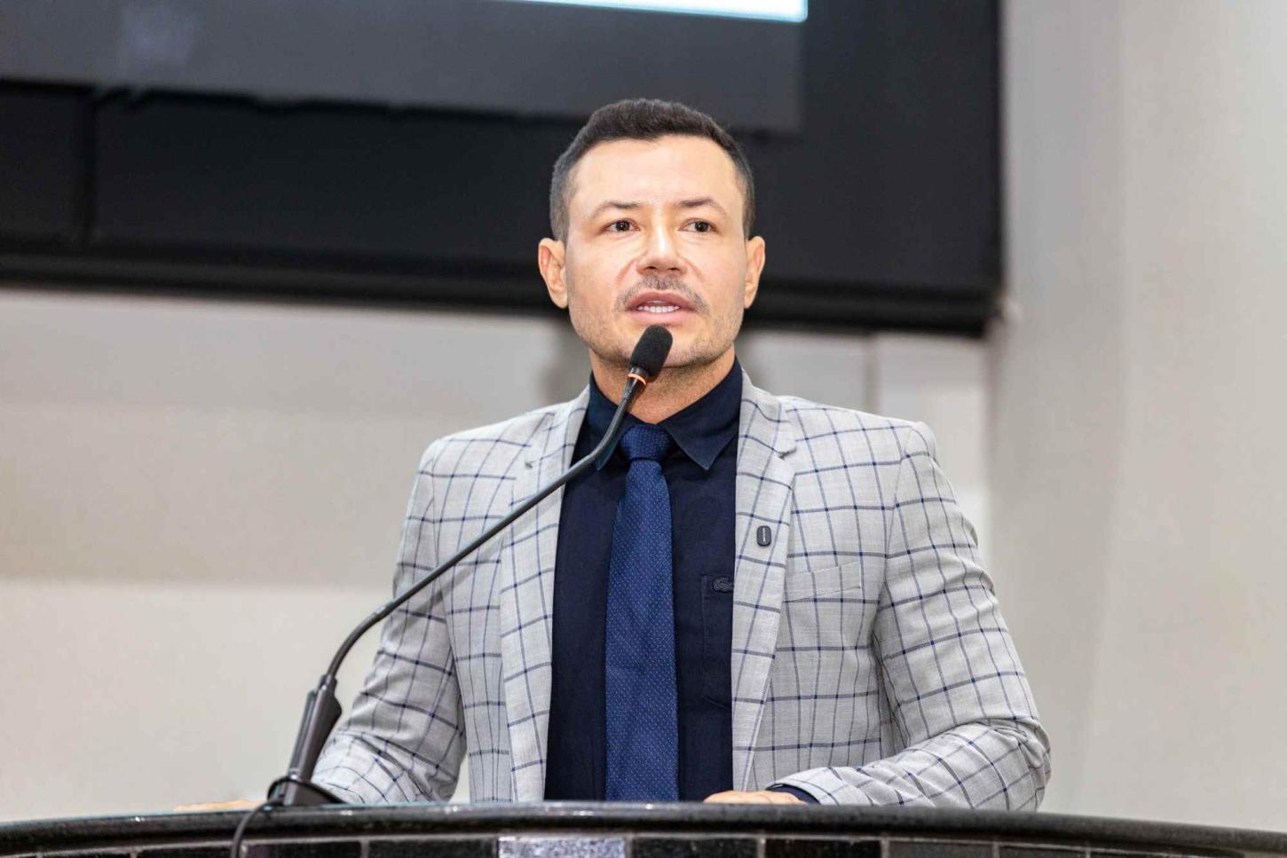 Aveilton defende valorização do cacau e inclusão de derivados na merenda escolar no Pará