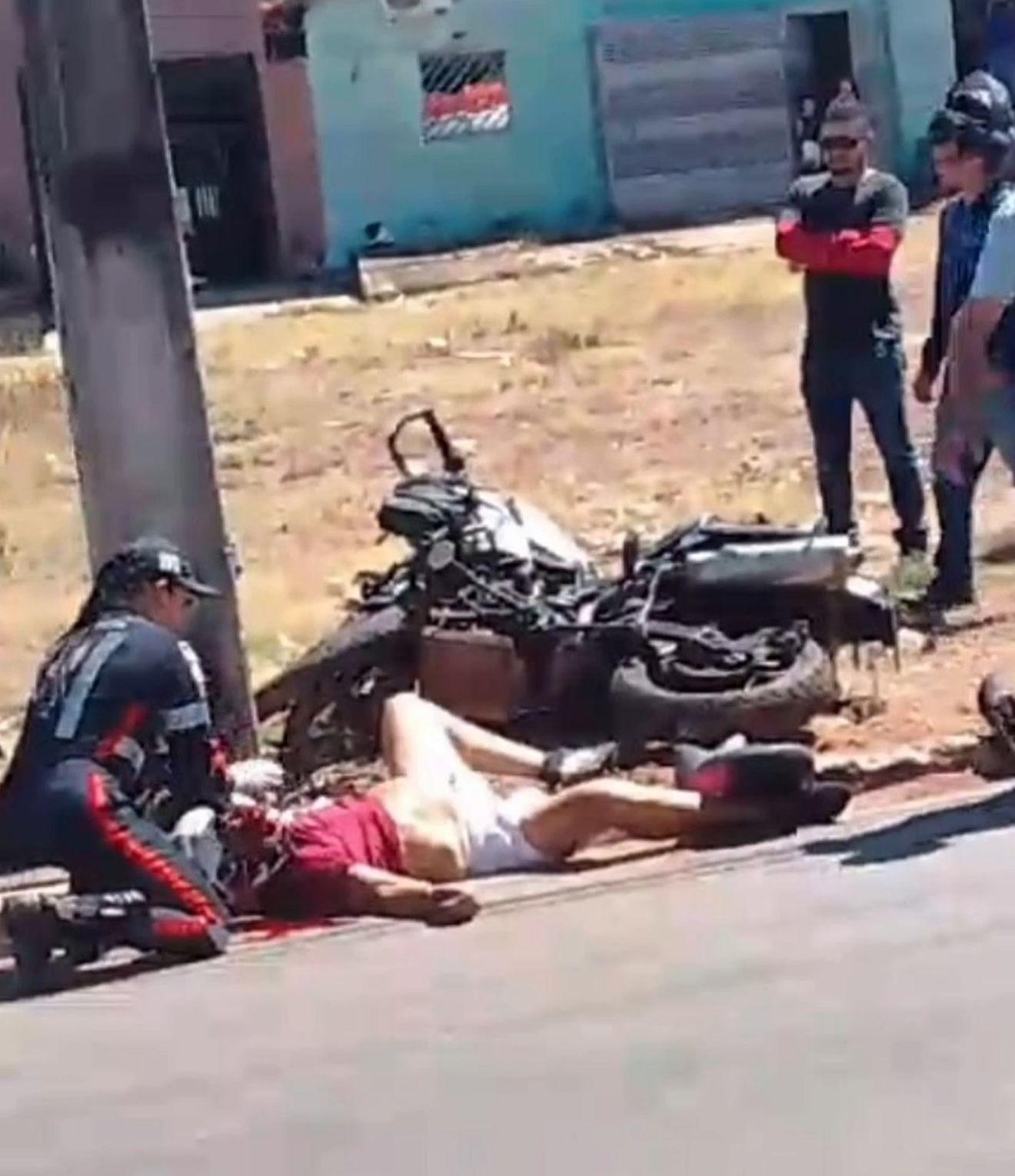 Colisão com poste mata motociclista em Araguaína