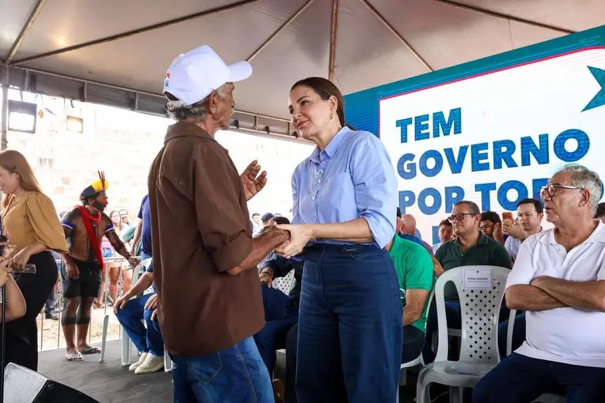 Governadora Hana Ghassan entrega Cheques Pecuária a produtores rurais de Redenção e Pau D’Arco