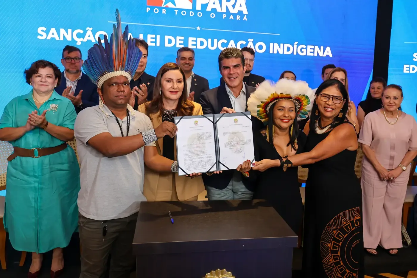 Governadora Hana Ghassan sanciona lei inédita da Educação Escolar Indígena no Pará