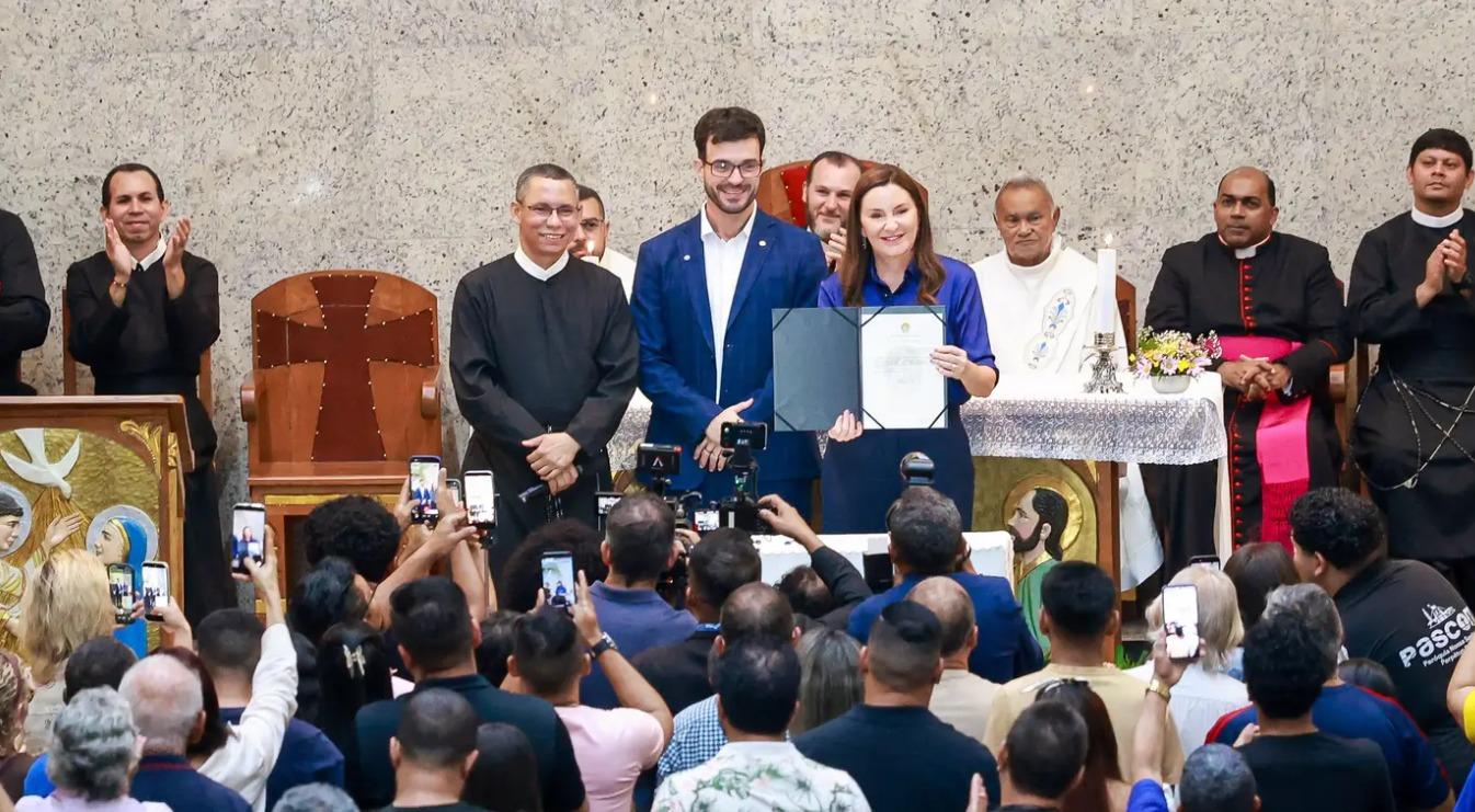 Governadora Hana Ghassan torna a Novena de Nossa Senhora do Perpétuo Socorro patrimônio cultural imaterial