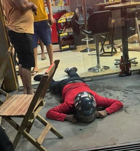 Homem é morto a tiros dentro de bar em Tucuruí