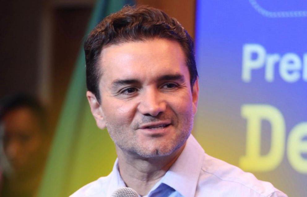 'Os trabalhadores precisam de mais dignidade': Celso Sabino defende fim da escala 6x1