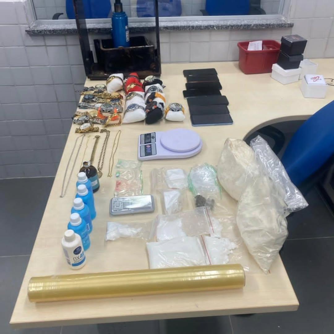 Polícia desarticula laboratório de drogas em Redenção