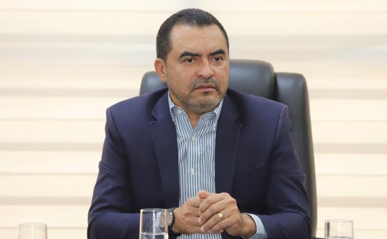 Tocantins: Governo Estadual autoriza travessia por balsa após interdição de ponte na BR-235