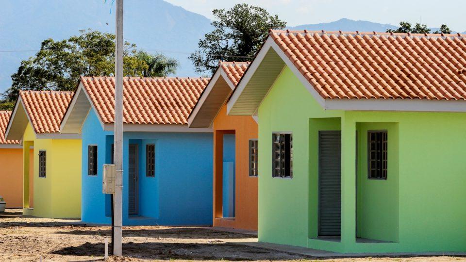 Valber Milhomem anuncia autorização para construção de 25 casas populares em Bannach