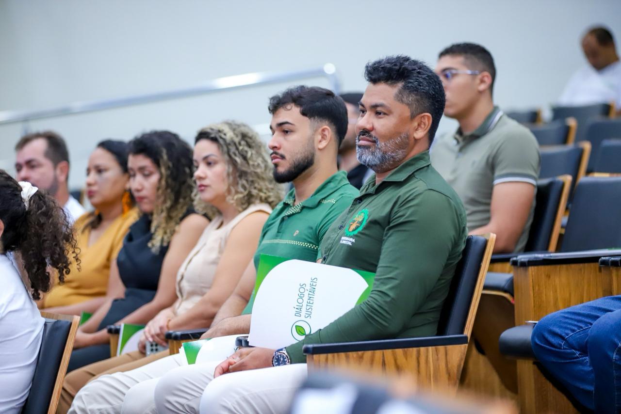 Arborização urbana e enfrentamento da crise climática são debatidos em Canaã dos Carajás