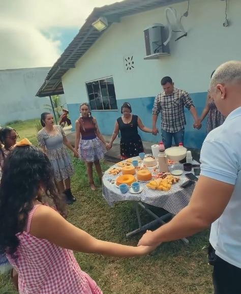 Arraial da saúde leva alegria junina aos pacientes atendidos em casa em Jacundá