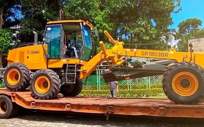 Carreata apresenta novos veículos e maquinários da Prefeitura de Água Azul do Norte