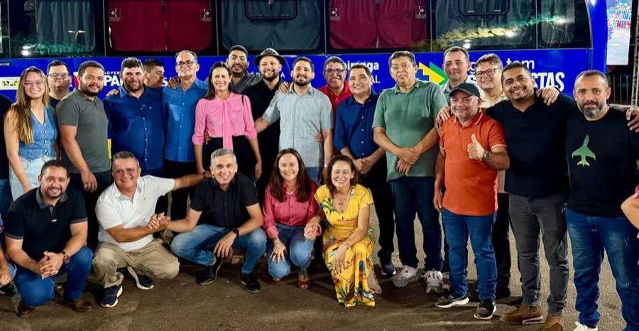Gestão Godoy entrega novo micro-ônibus e aparelho de ultrassom para a saúde de Itupiranga