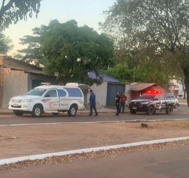 Homem é encontrado morto em frente a lava-jato de Redenção
