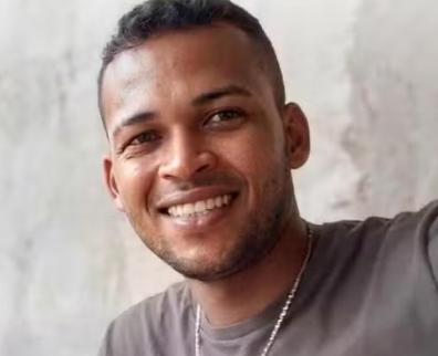 Homem é executado a tiros no centro de Redenção
