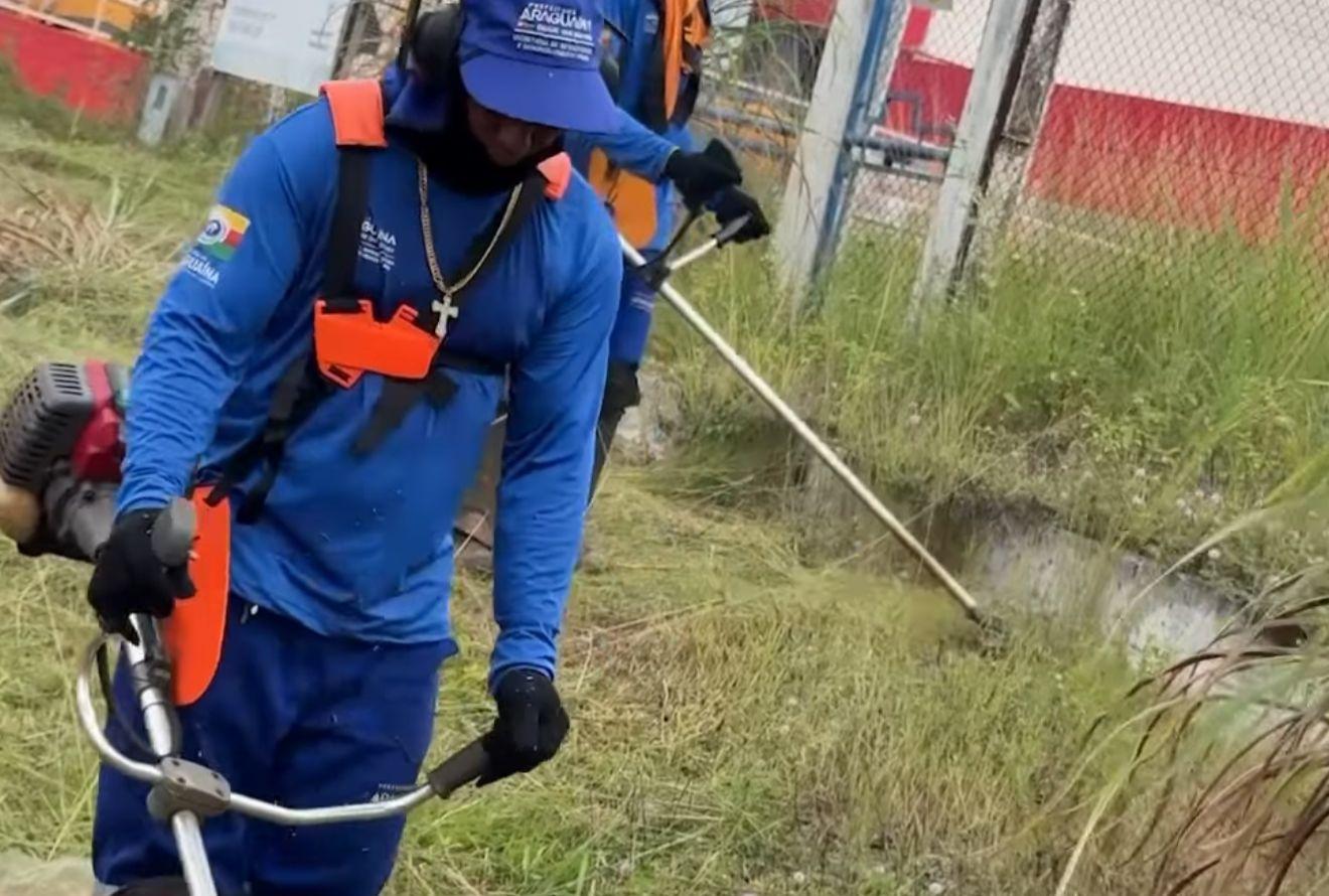 Operação Lote Limpo leva serviços de limpeza urbana aos bairros de Araguaína