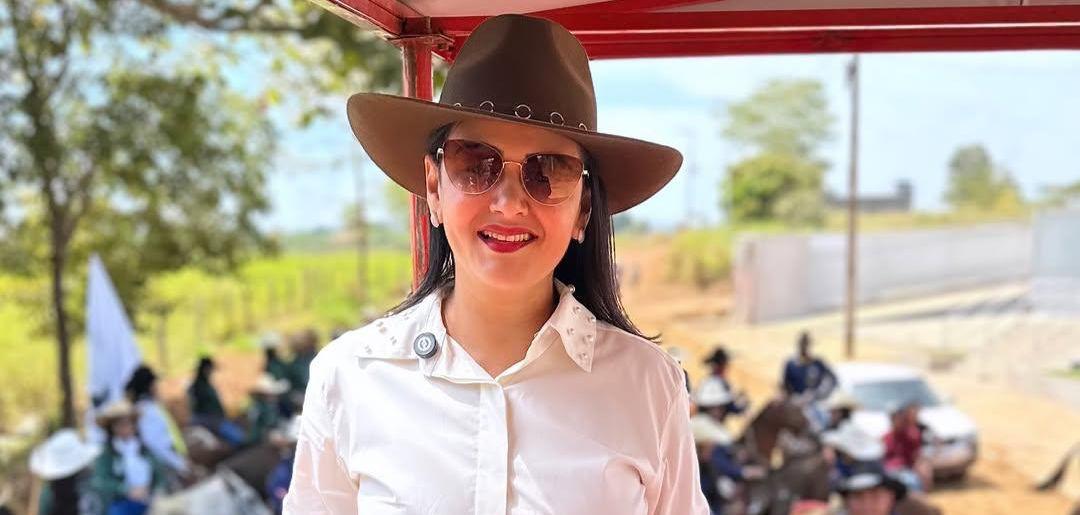 Piçarra: Laane Barros marca presença na 14ª Cavalgada da Vila Boa Vista