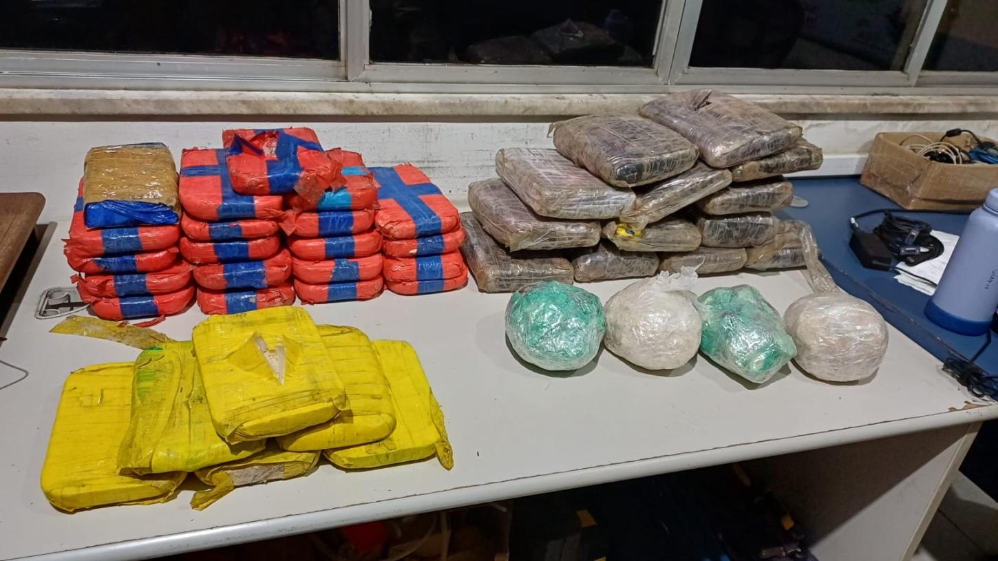 PRF apreende 41 kg de drogas durante fiscalização na BR-316, em Castanhal