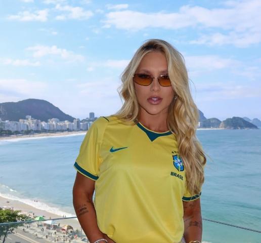 Virginia é alvo de xingamentos por torcedores no Maracanã após gol de Vini Jr