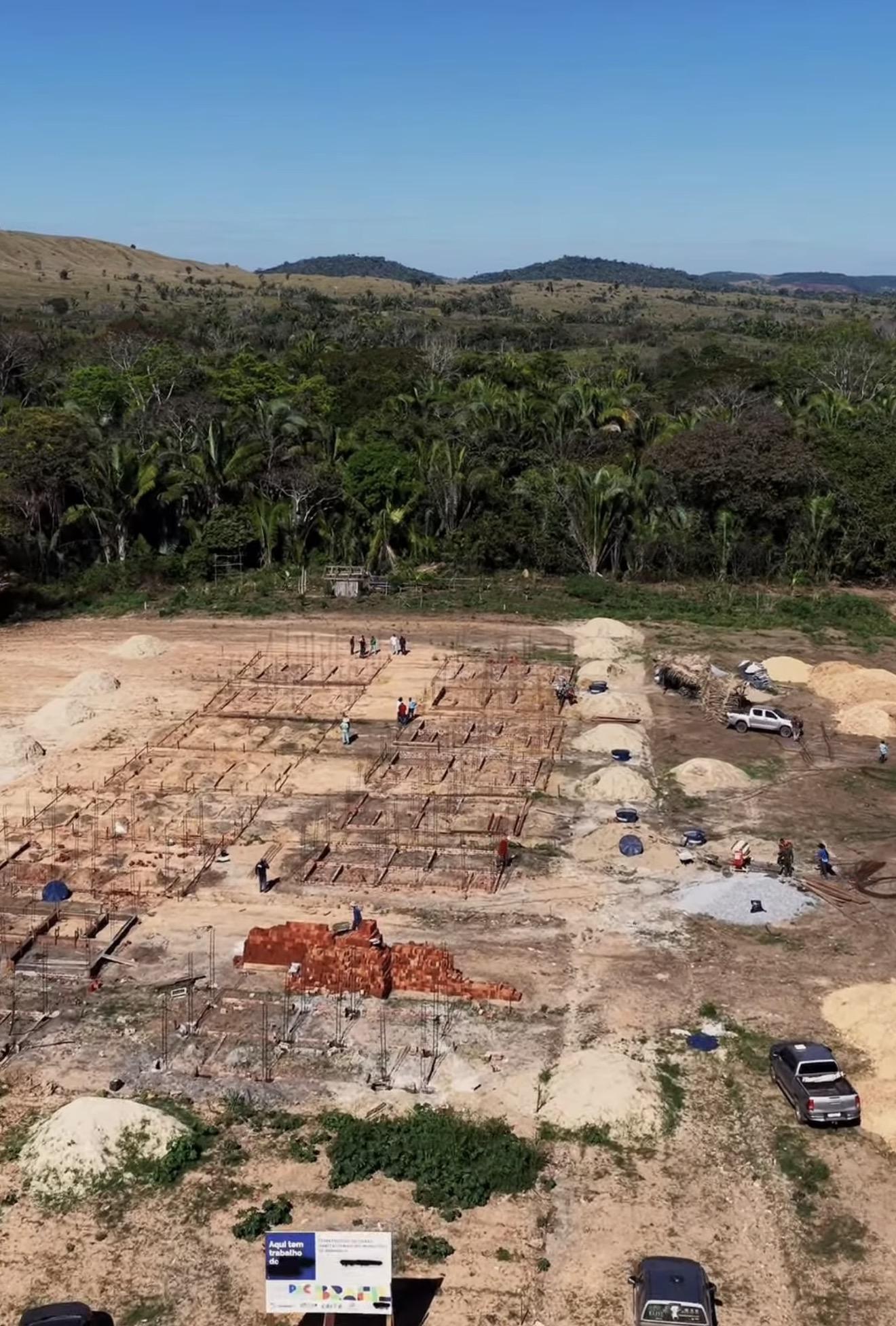 Bannach avança na construção de moradias populares