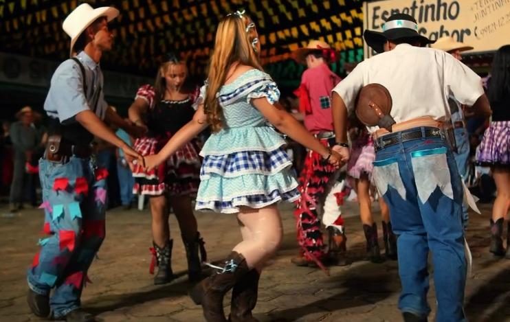 Bannach realiza grande Arraiá do CRAS com cultura, tradição e participação popular