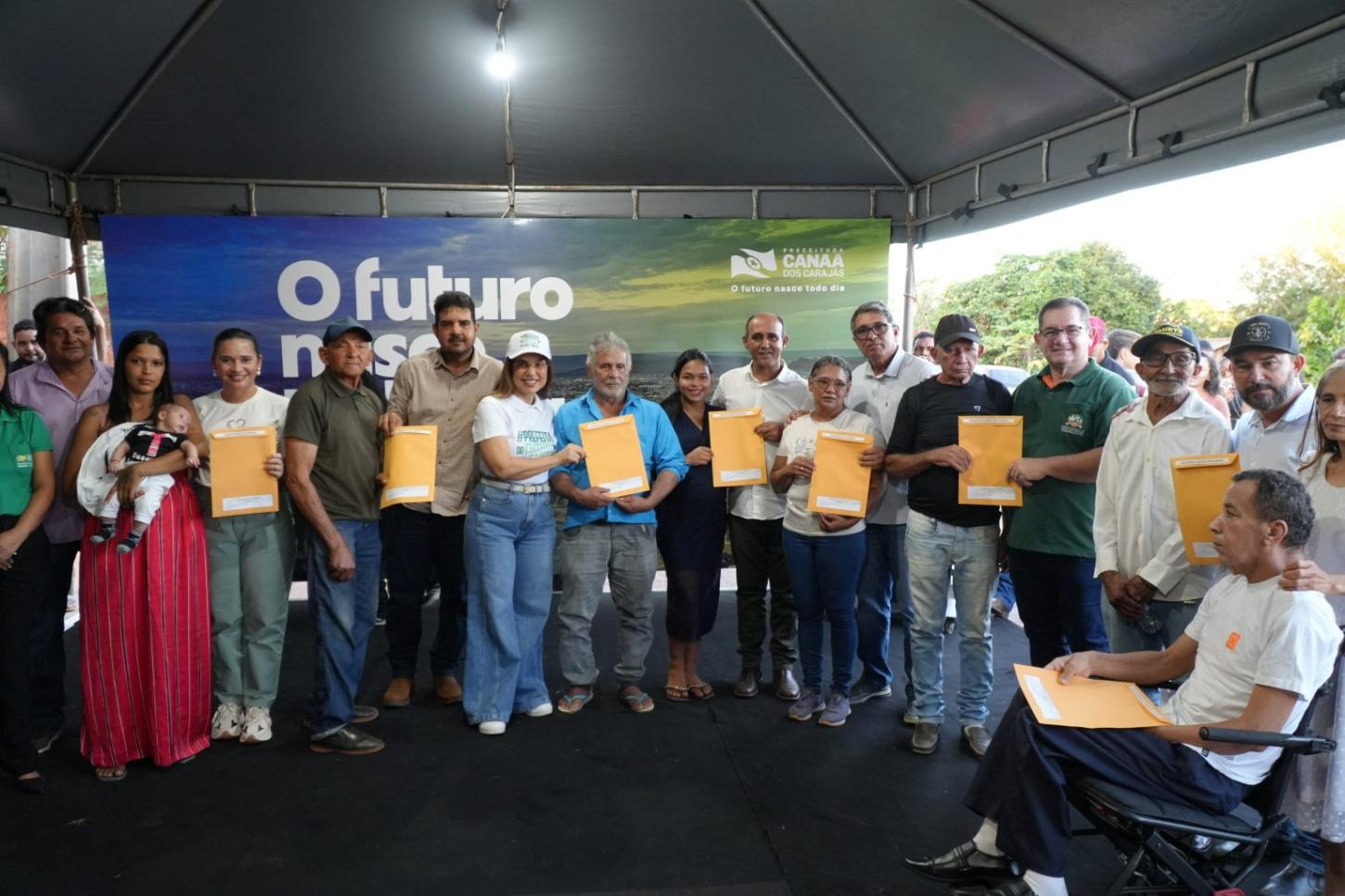 Canaã dos Carajás beneficia mais 53 famílias com Cartão Reforma e Construção