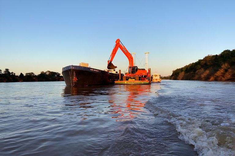 MPF exige suspensão de dragagem no Rio Amazonas e pede anulação de licença ambiental, em Juruti