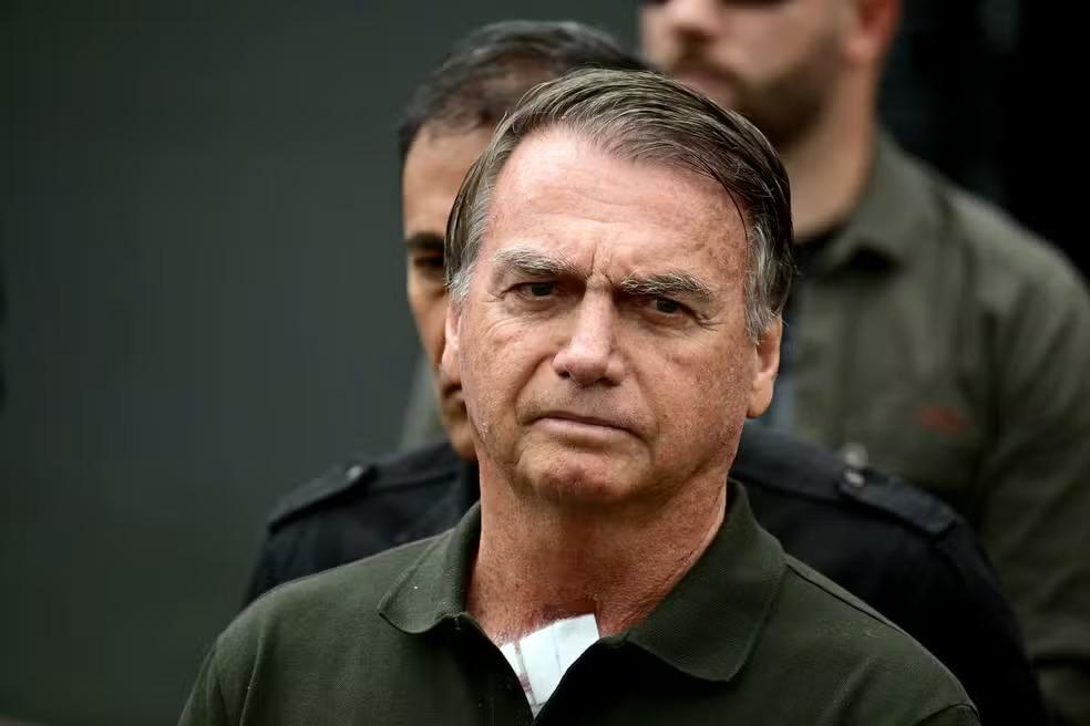 Polícia Federal apreende espingarda registrada em nome de Jair Bolsonaro