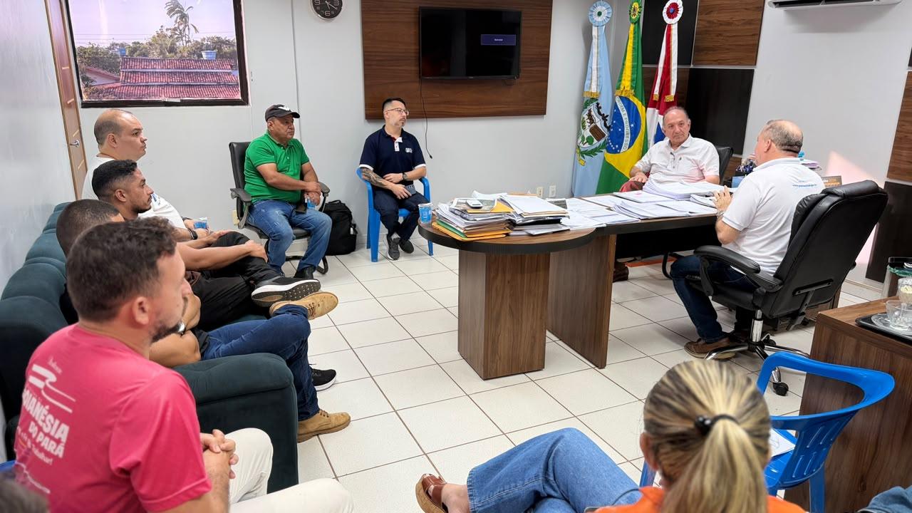 Reunião entre Russinho, membros de governo e Rota do Pará