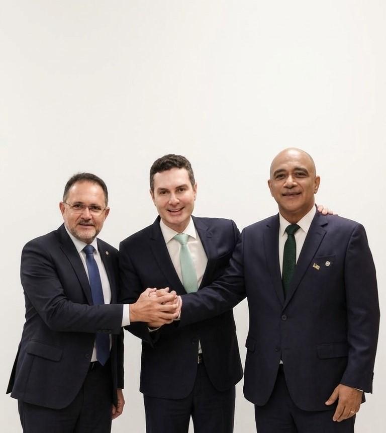 Prefeito de Jacundá convida população para reunião com Chamonzinho e Jader Filho