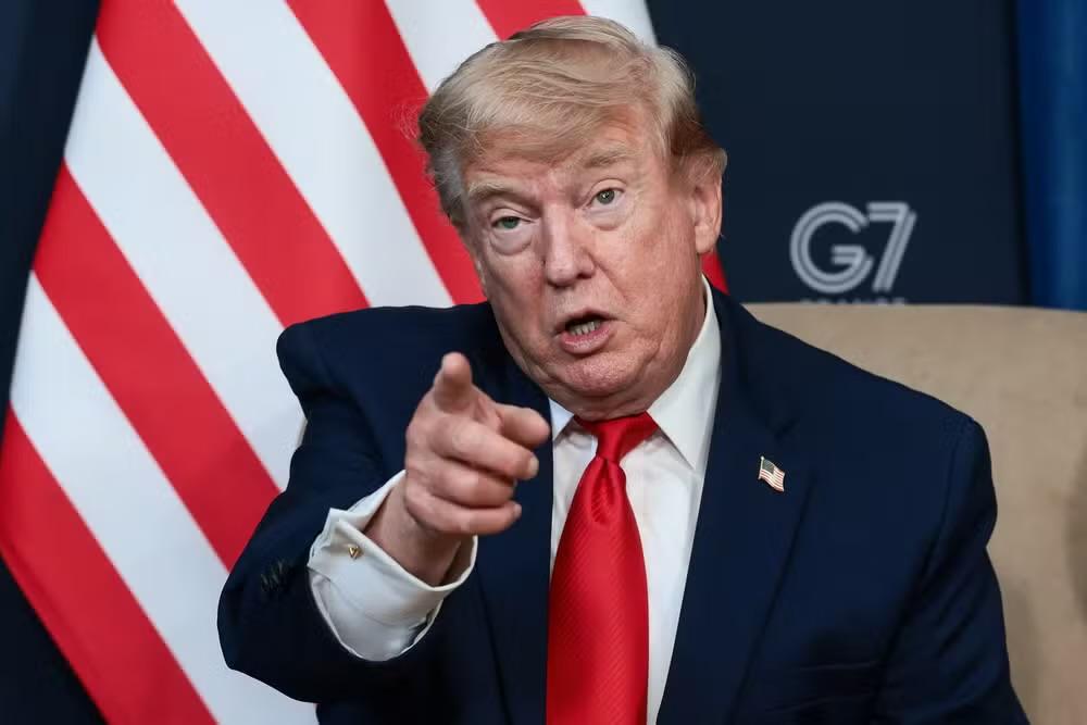 Trump ameaça destruir o Irã caso país tente assassiná-lo: 'Mil mísseis estão prontos'