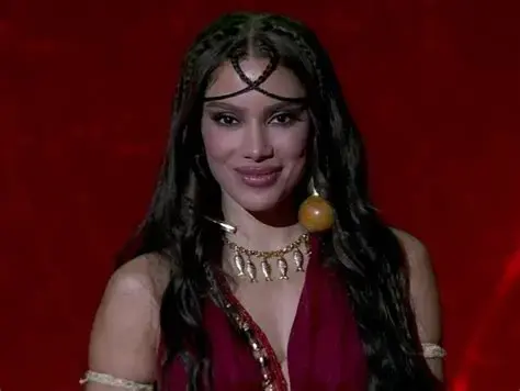 Anitta se pronuncia após fãs aparecerem vestidos de orixás em shows