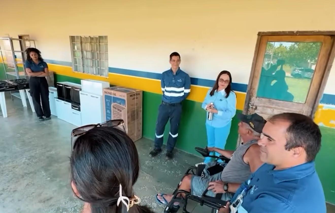Casas Lares de Água Azul do Norte recebem doação de equipamentos e eletrodomésticos