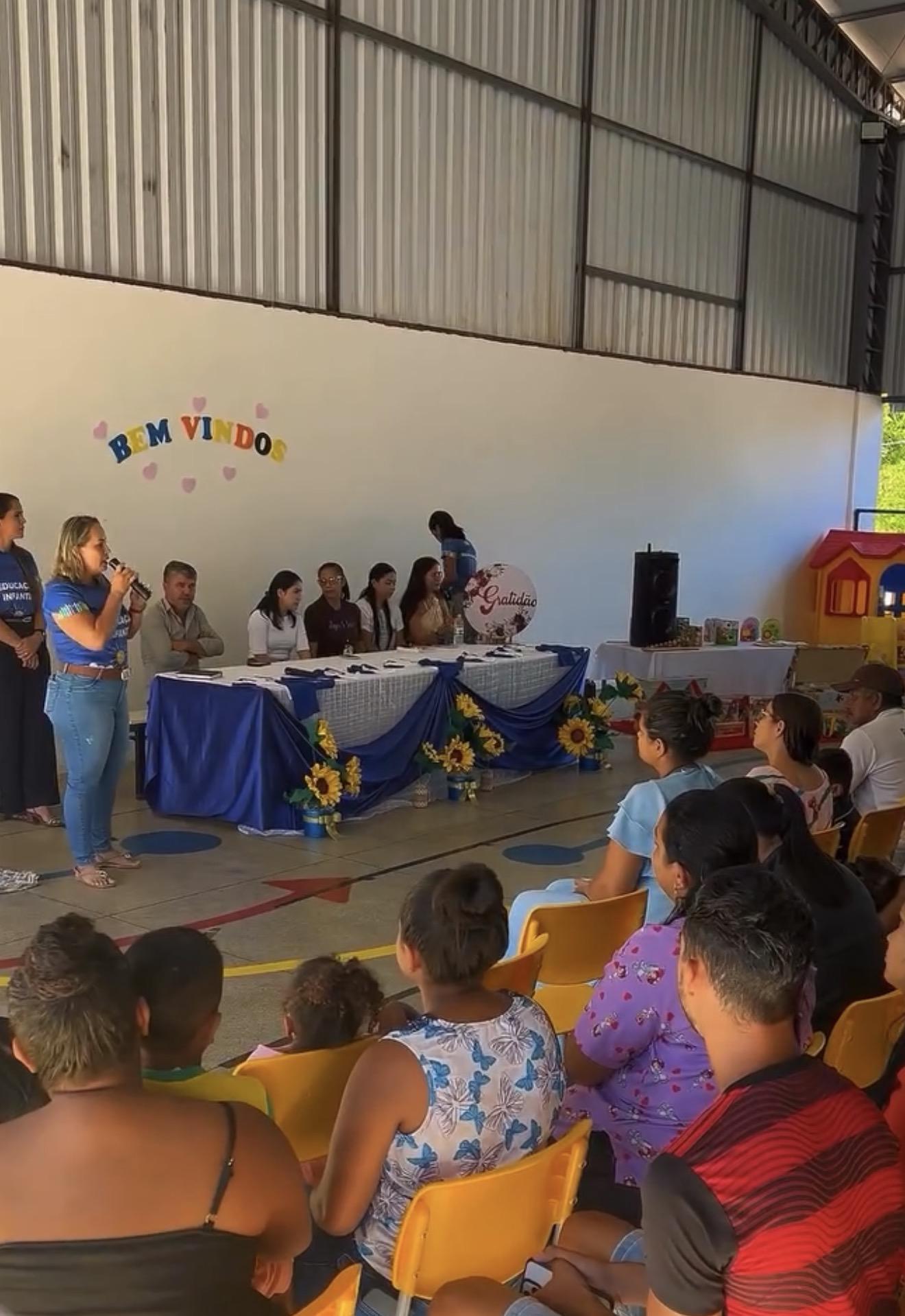 Cumaru do Norte entrega uniformes e reforça educação infantil