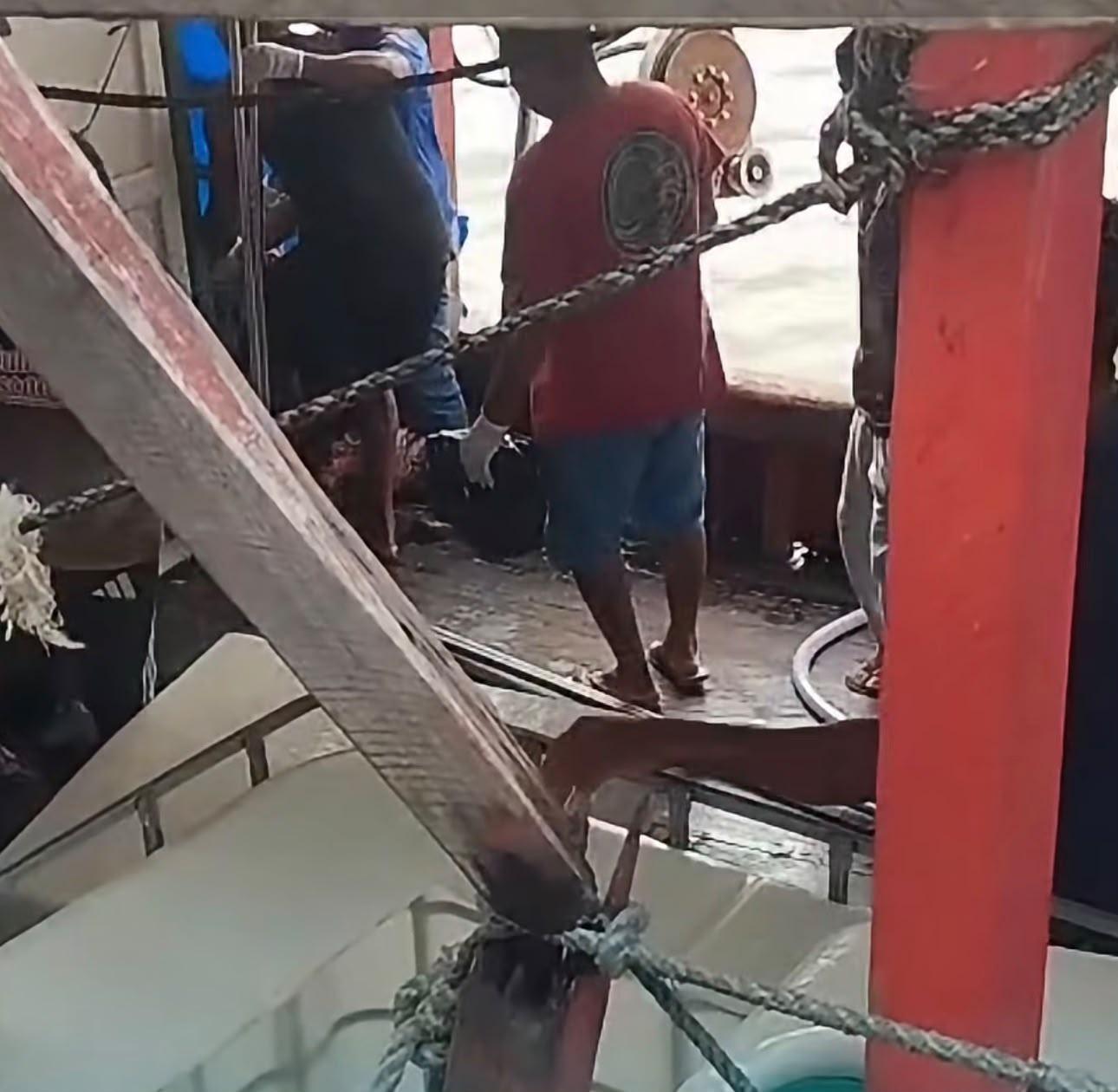 Homem morre dentro de embarcação que atracou em porto de Vigia de Nazaré