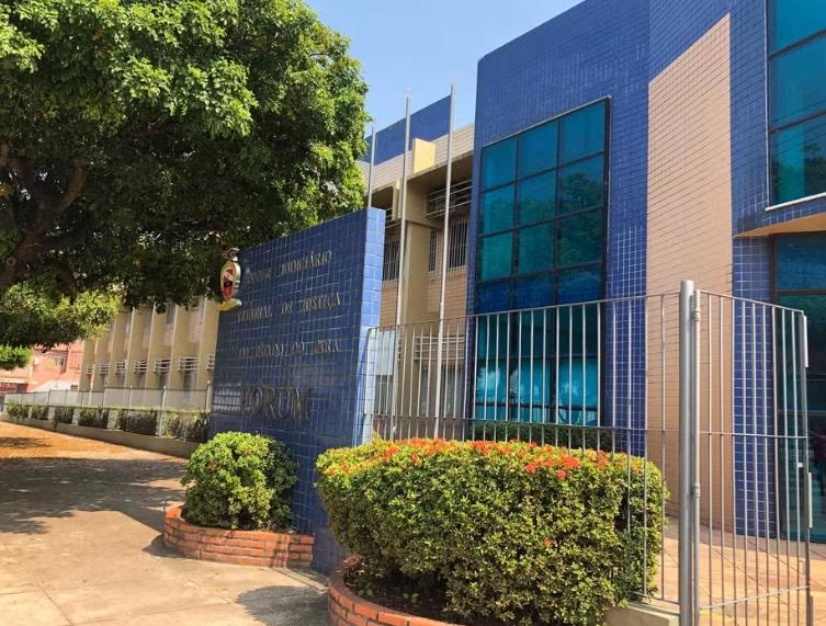 Justiça condena homem a mais de 60 anos de prisão por abusar das próprias filhas em Santarém