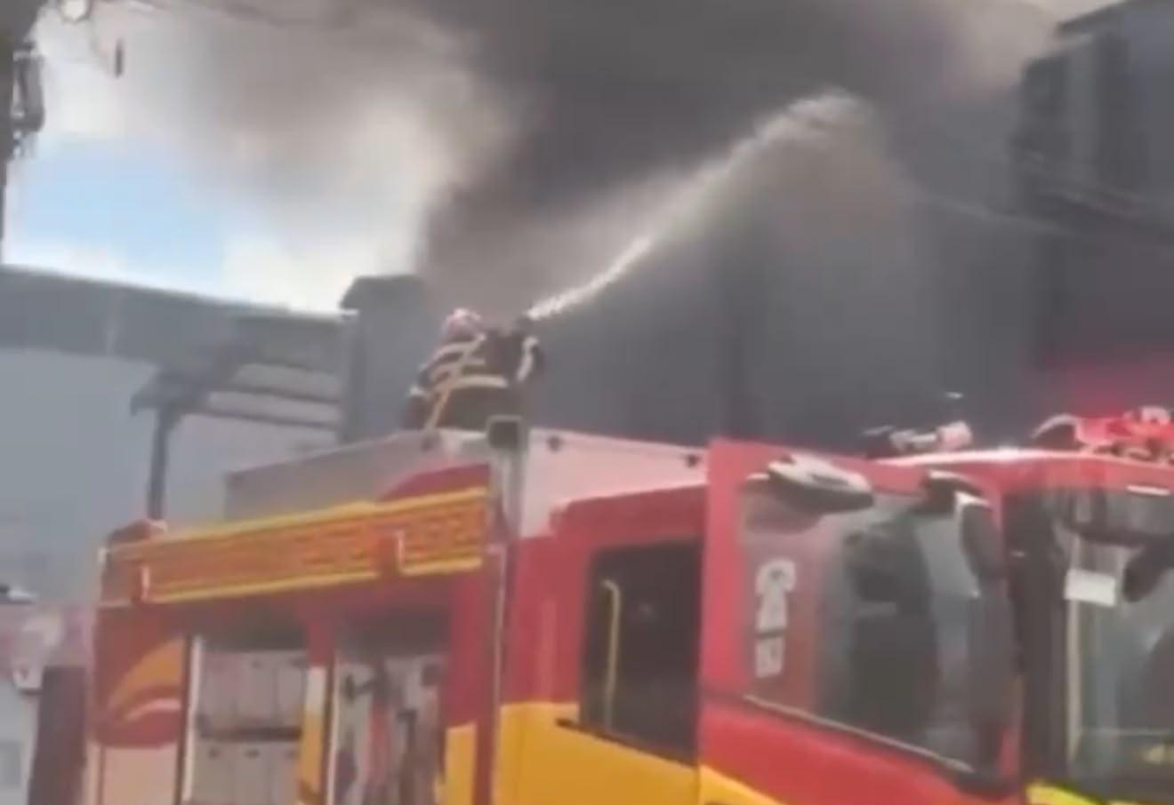Parauapebas: incêndio atinge loja de roupas no bairro Rio Verde