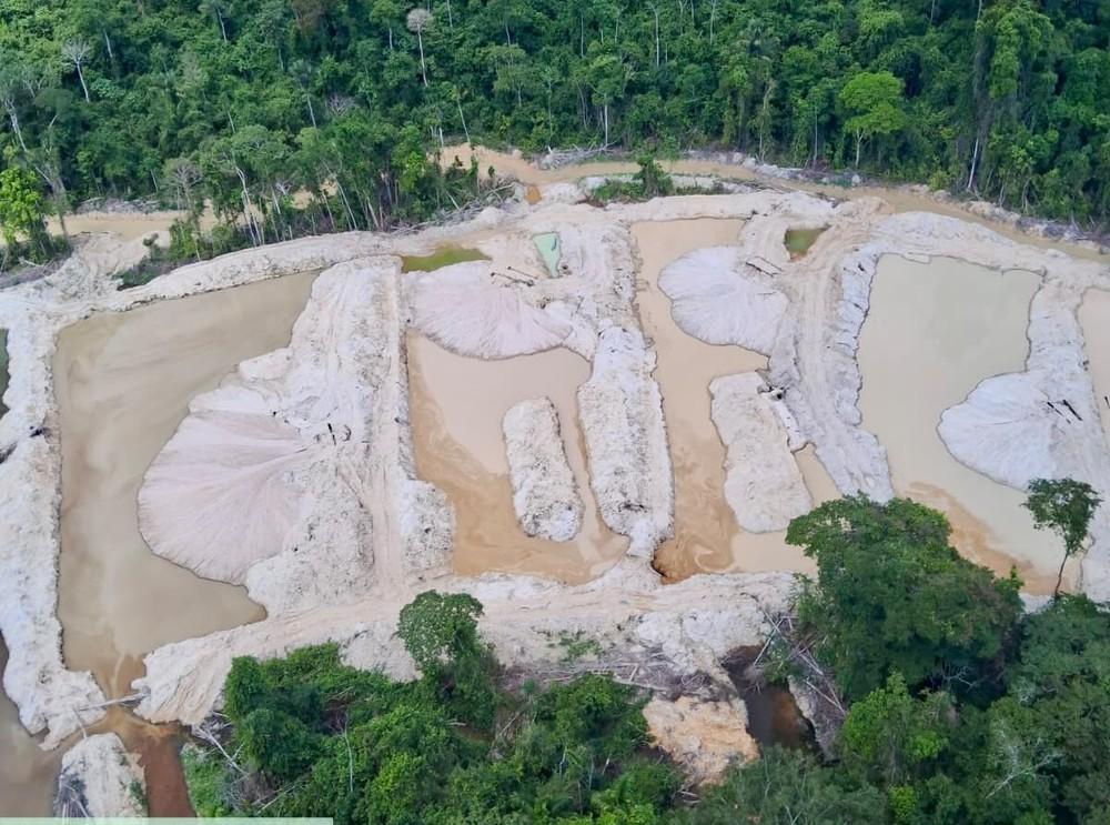 PF destrói máquinas de garimpo ilegal entre Novo Progresso e Castelo dos Sonhos